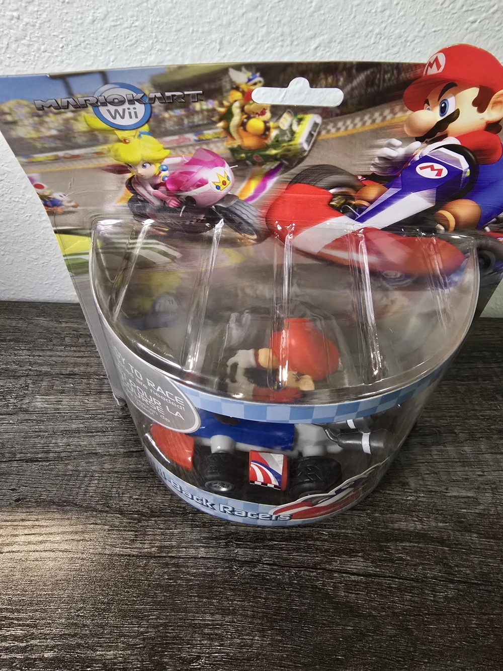 Pull-Back Racer Toy Mario Figure - Picture 3 of 5